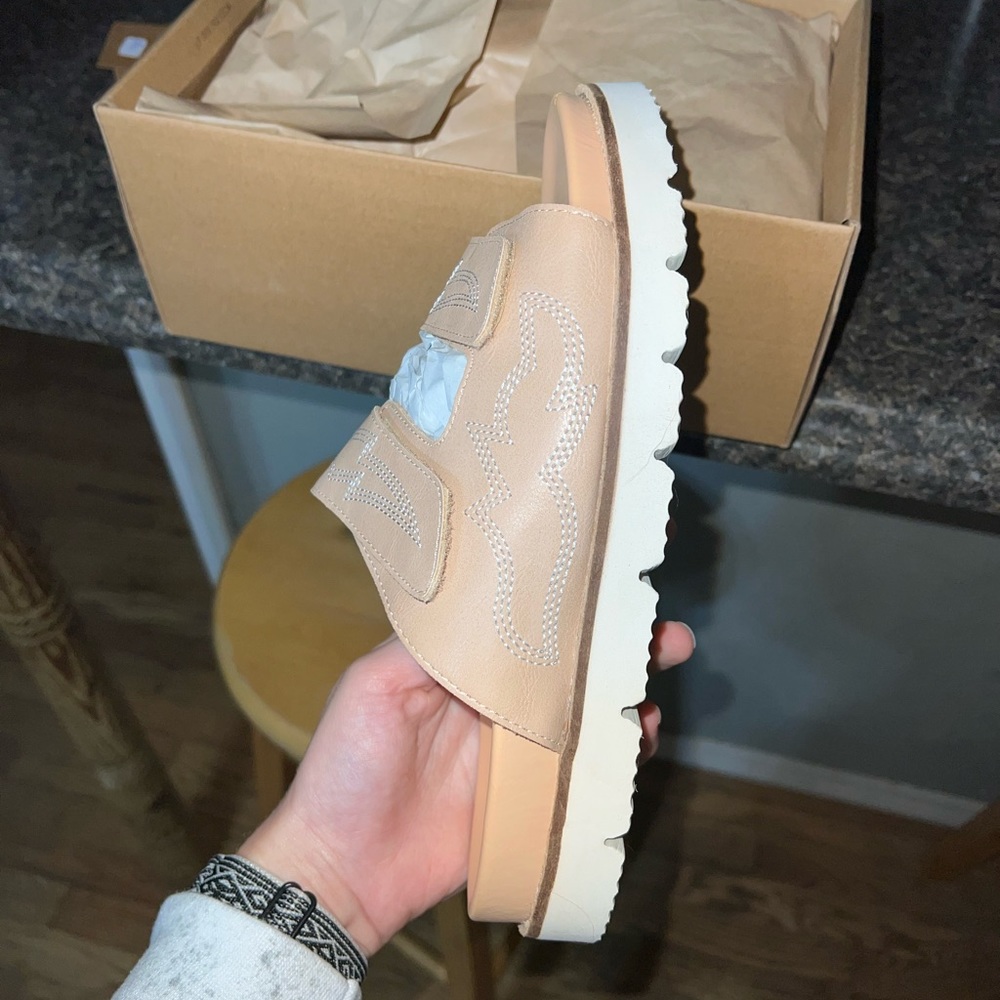 Western sandals NEW